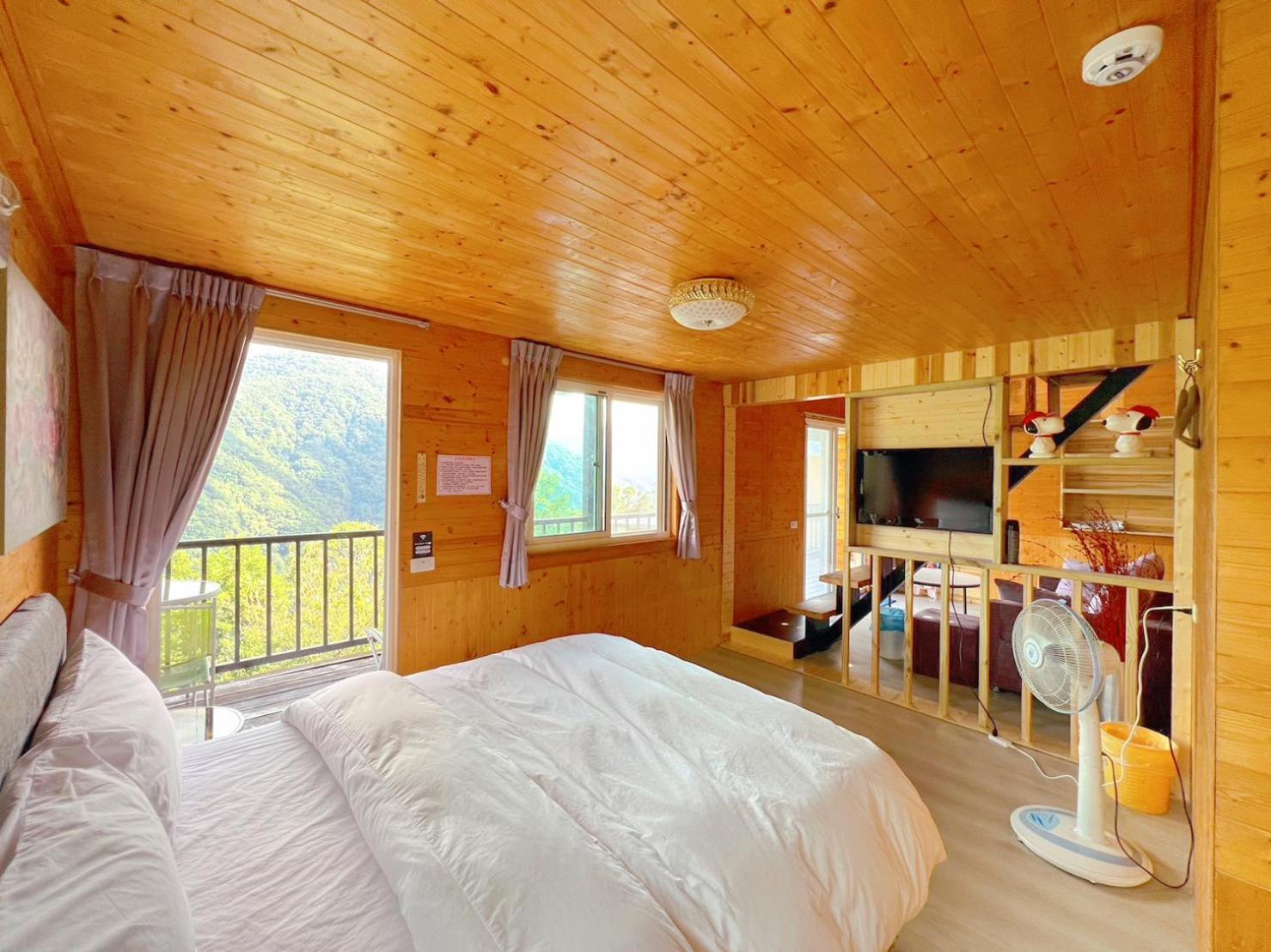 Lala Mountain Homestay‧Cile Farm Hualing Exteriör bild